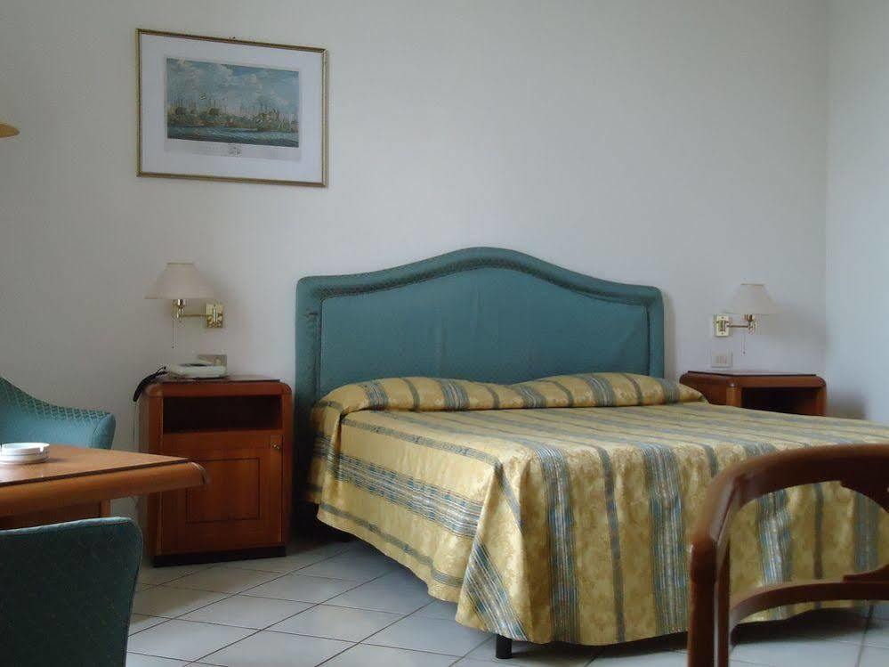 Albergo Roma Casciana Terme Extérieur photo